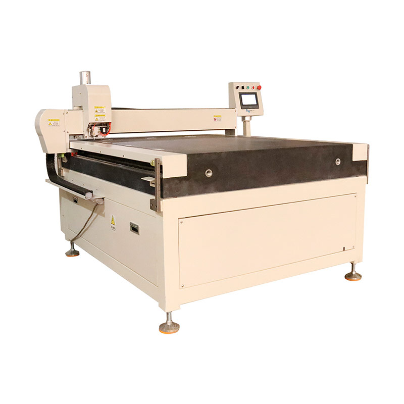 全自動玻璃切割機的工作原理是什么？